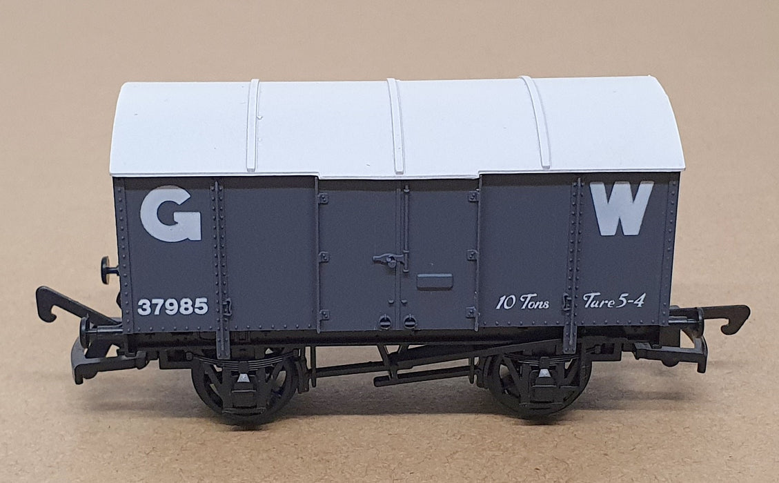 Dapol OO Gauge (1/76) B312 - GWR Iron Mink Gunpowder Van 37985