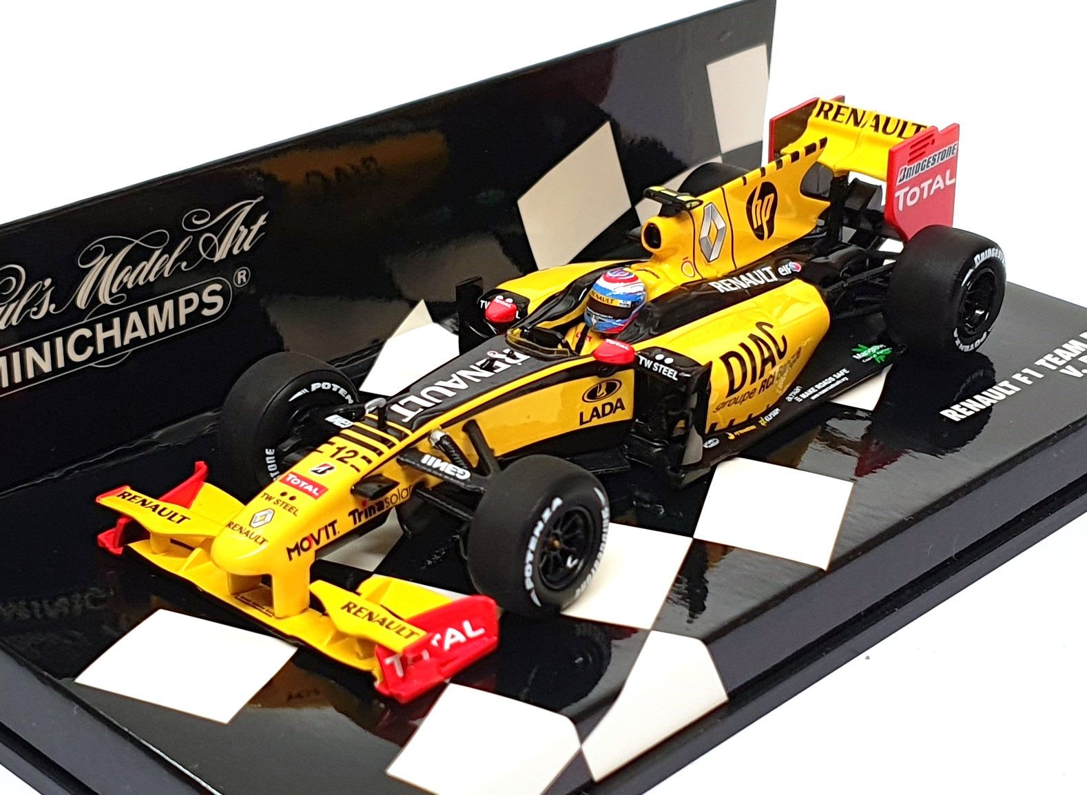 Minichamps 1/43 Scale 410 100012 - F1 Renault R30 V. Petrov 2010 - Yellow