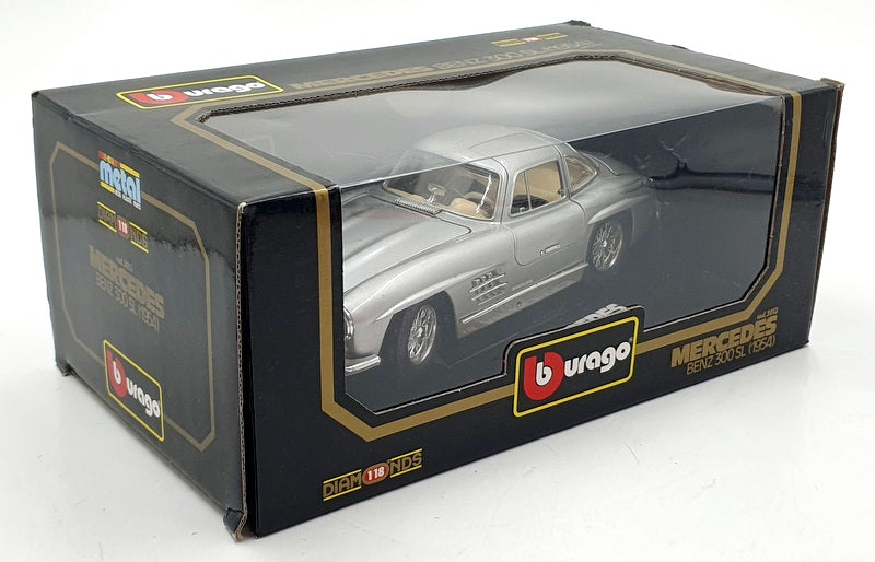 Burago 1/18 Scale Diecast 3013 - 1954 Mercedes Benz 300 SL - Silver/Cream Int