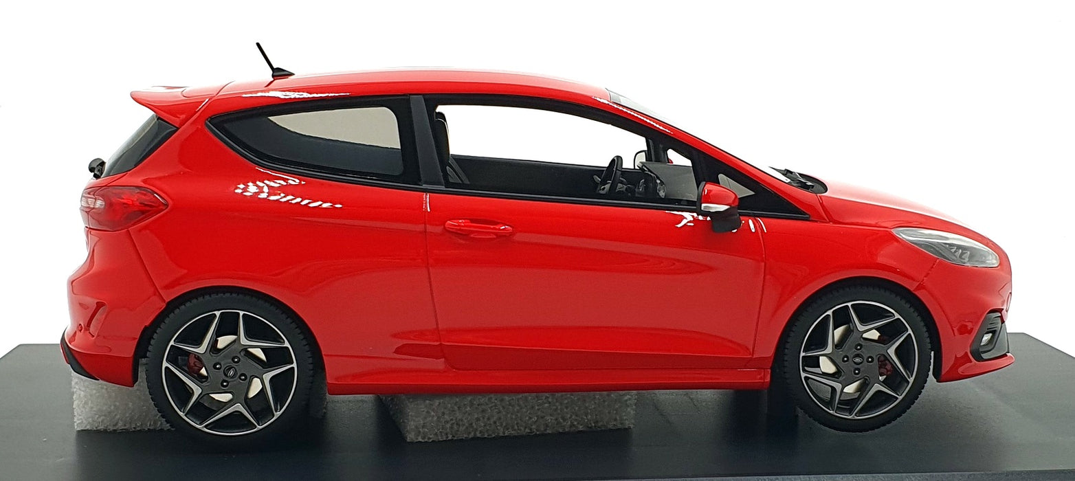 DNA Collectibles 1/18 Scale DNA000093 - Ford Fiesta ST - Red