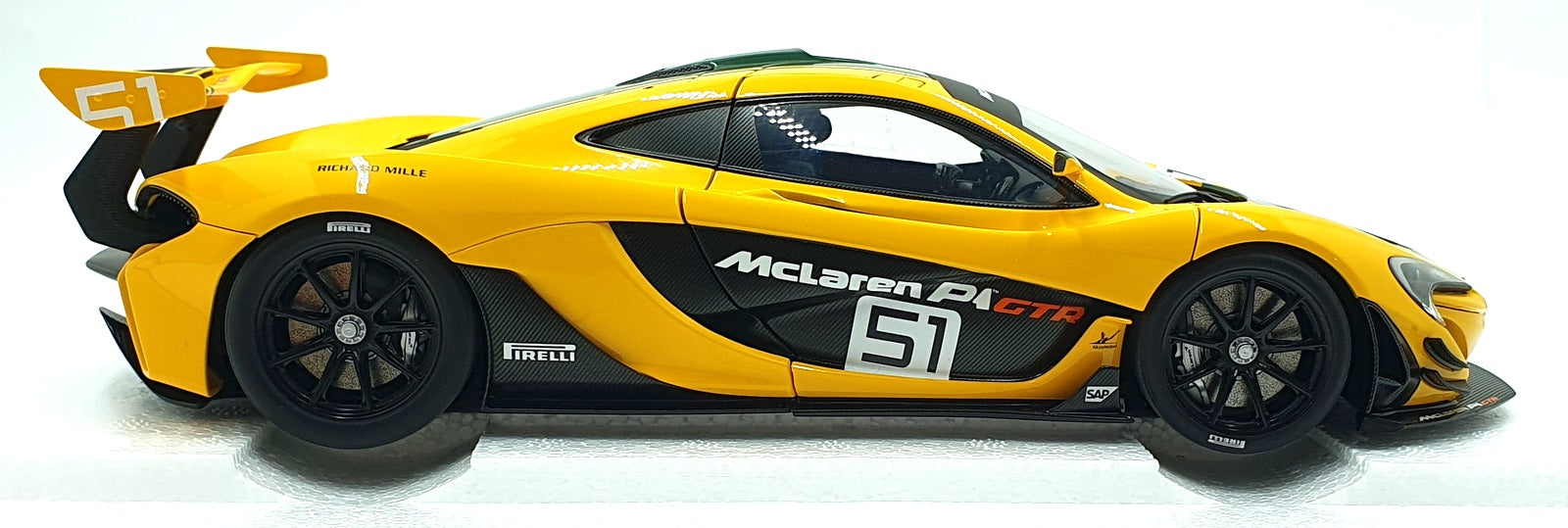 Autoart 1/18 Scale 81544 - McLaren P1 GTR #51 Geneva Motor Show 2019