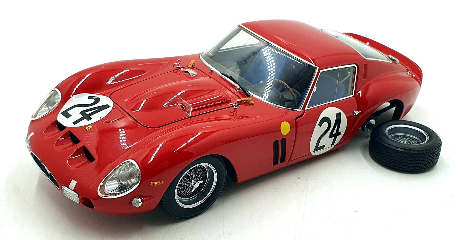 Kyosho 1/18 Scale Diecast DC18626A - Ferrari 250 GTO #24 - Red