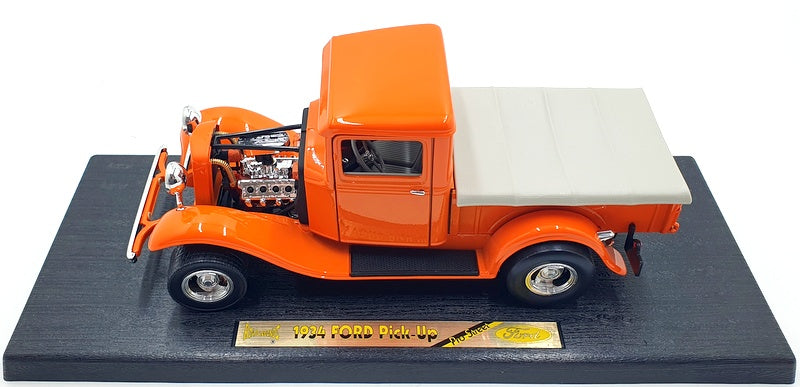 Road Legends 1/18 Scale 92259 - 1934 Ford Pick Up Pro Street - Orange