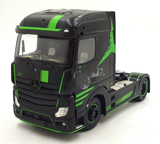 Solido 1/24 Scale S2400204 - 2021 Mercedes Actros R5 Italian Collection - Green
