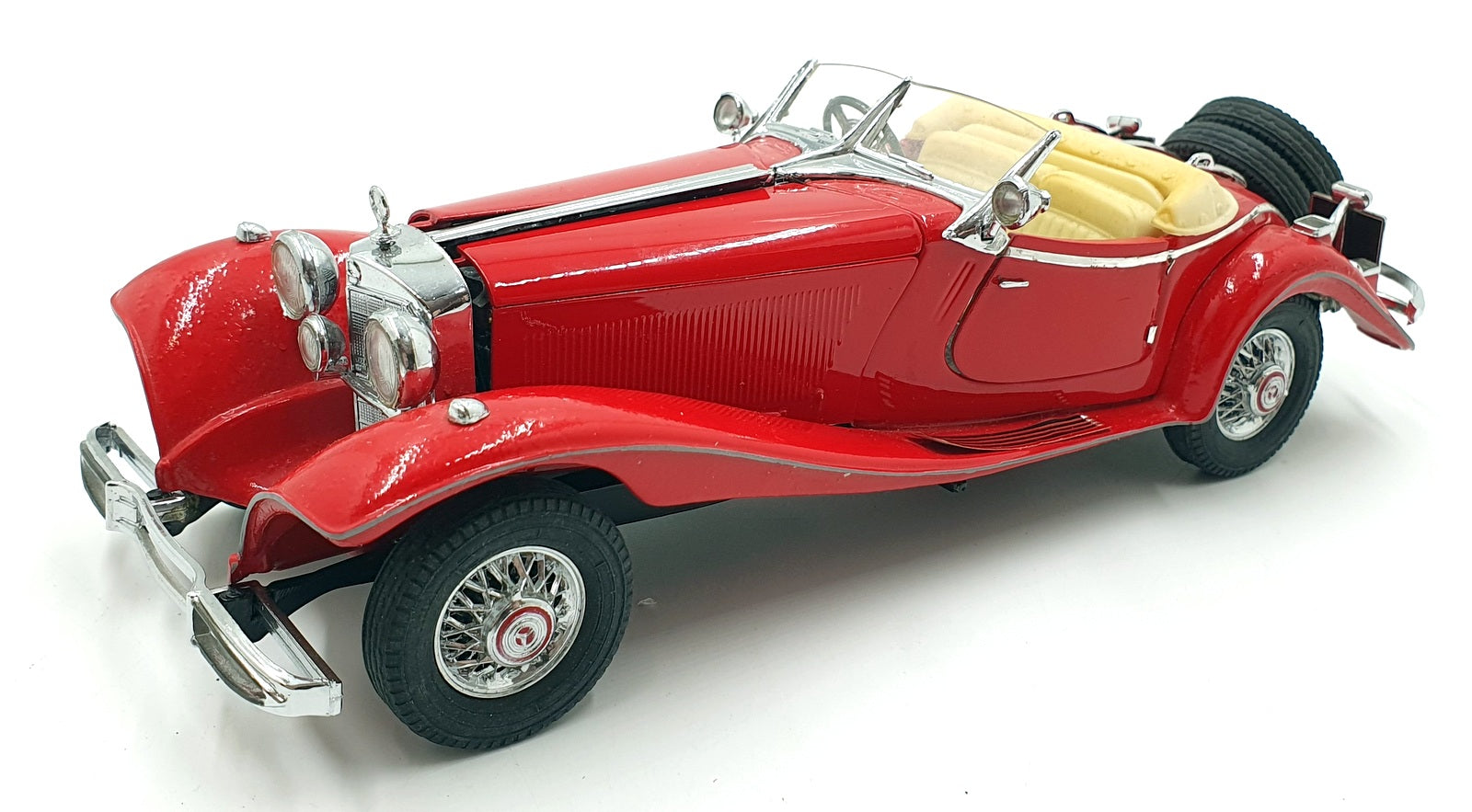 Franklin Mint 1/24 Scale Diecast 11226E - 1935 Mercedes-Benz 500K - Red