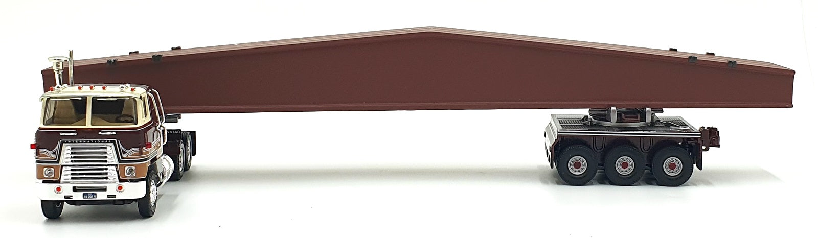 Corgi 1/50 Scale Diecast US51401 - International Transtar With Girder Load