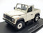 Universal Hobbies 1/18 Scale 3846 - Land Rover Defender 90 Pick Up - White