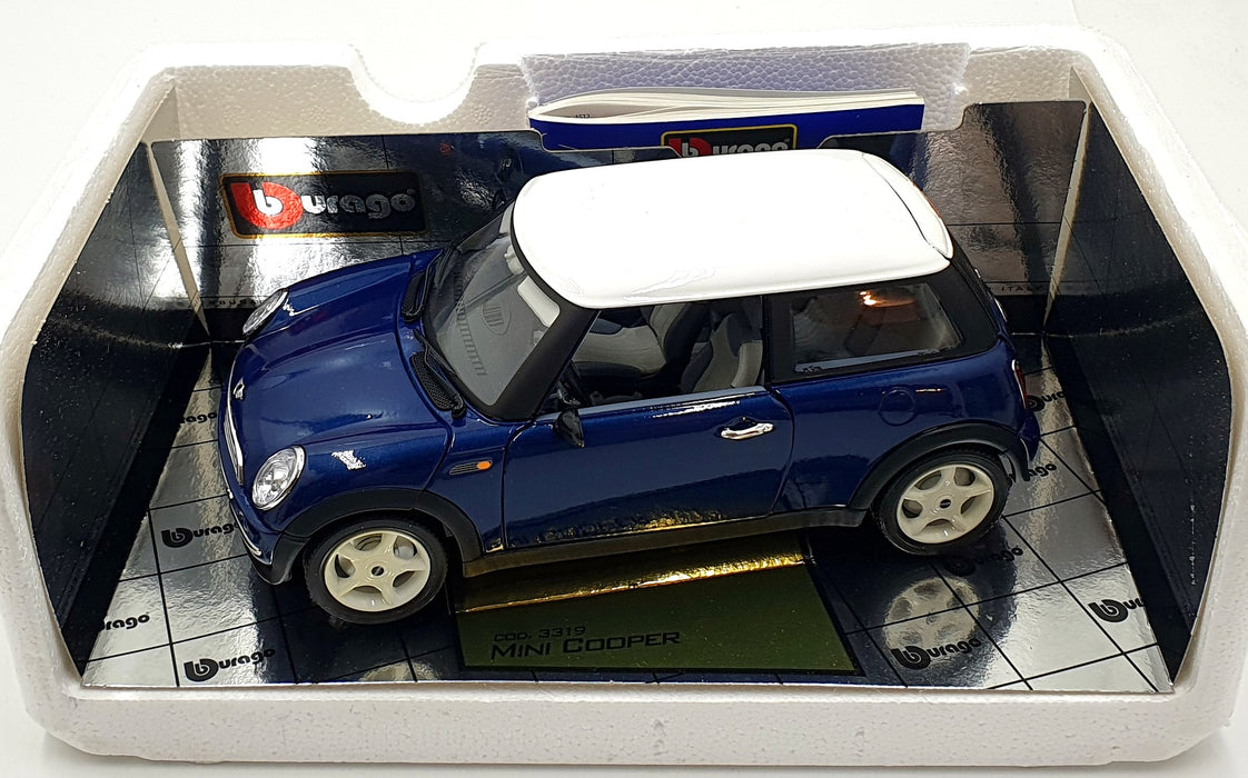 Burago 1/18 Scale Diecast 3319 - Mini Cooper 2000 - Blue/White