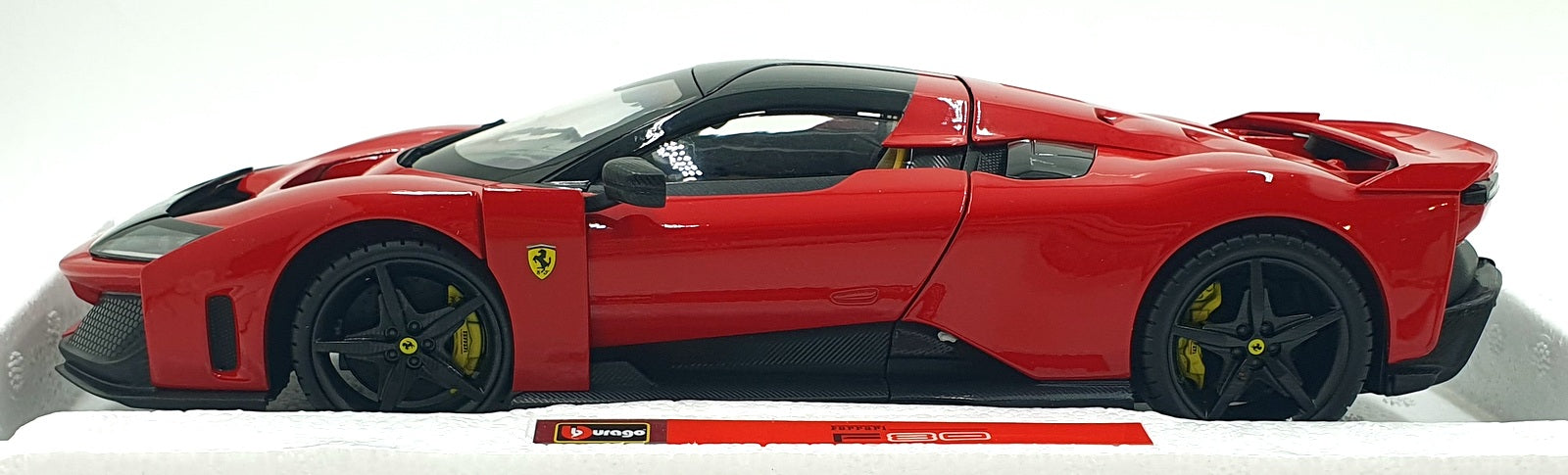 Burago 1/18 Scale Diecast 18-16917 - Ferrari F80 - Red