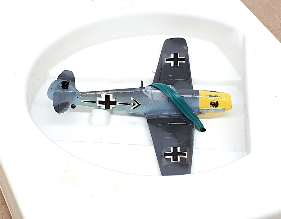 Ellwes Icarus Diecast Military Aircraft 105 - Messerschmitt Me Bf109E (Molders)