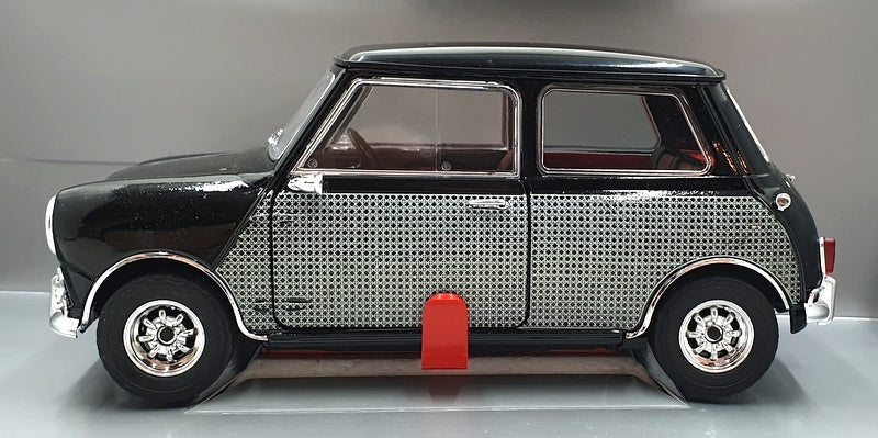 Solido Mini 35 1/18 Scale Diecast 80000 - Austin Mini - Black