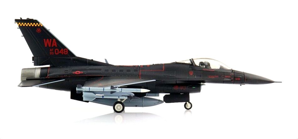 Hobby Master 1/72 Scale HA3894 - Lockheed Martin F-16C "Wraith" Aircraft
