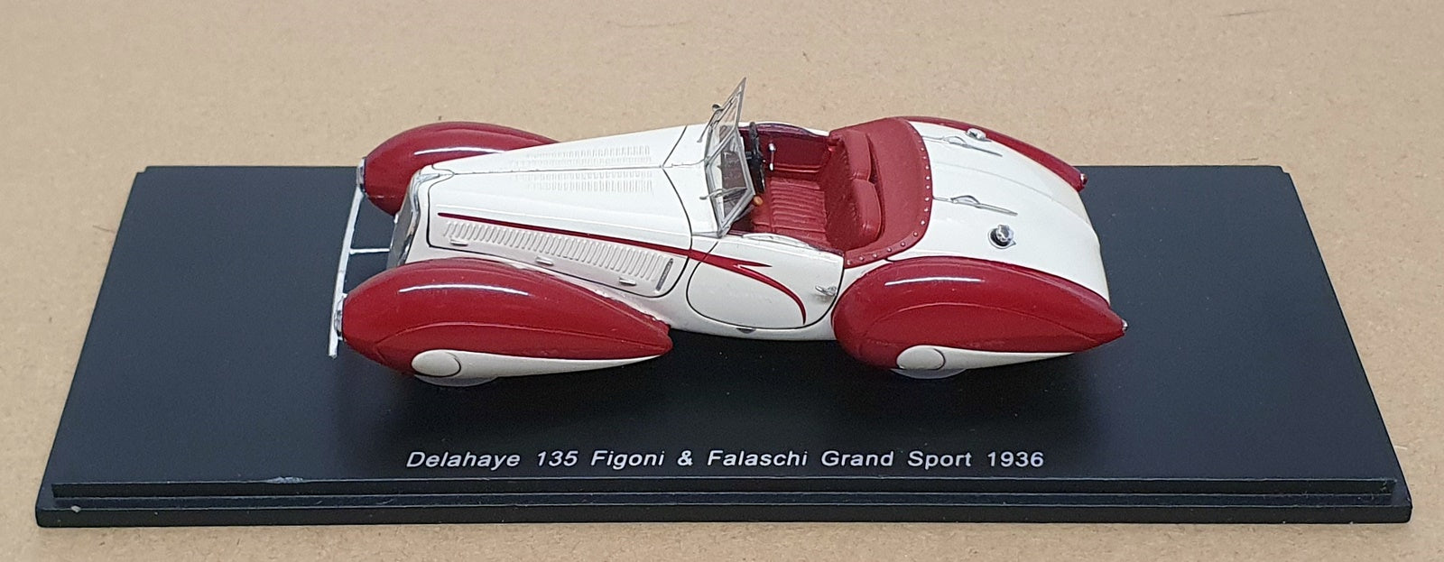 Spark 1/43 Scale S2704 - 1936 Delahaye 135 Figoni & Falaschi Gr. Sport Cream/Red