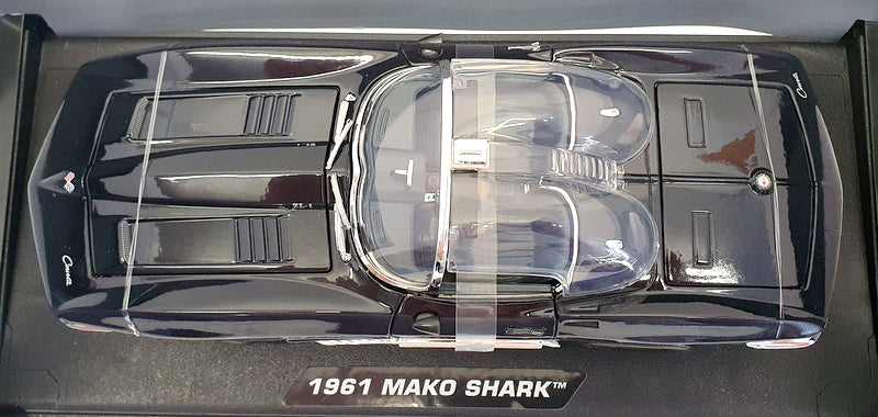 Motor Max 1/18 Scale Diecast 73102 - 1961 Chevrolet Stingray Mako Shark