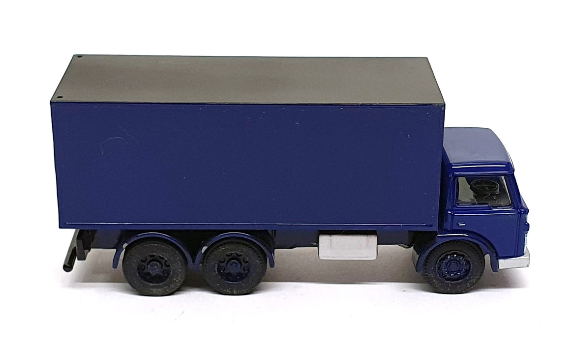 Base Toys 1/76 Scale C6C-018 - Ford D Series Box Van - Blue