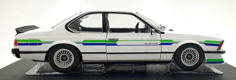 Solido 1/18 Scale Diecast S1810303 - AlpineB7 Turbo (E24) - White