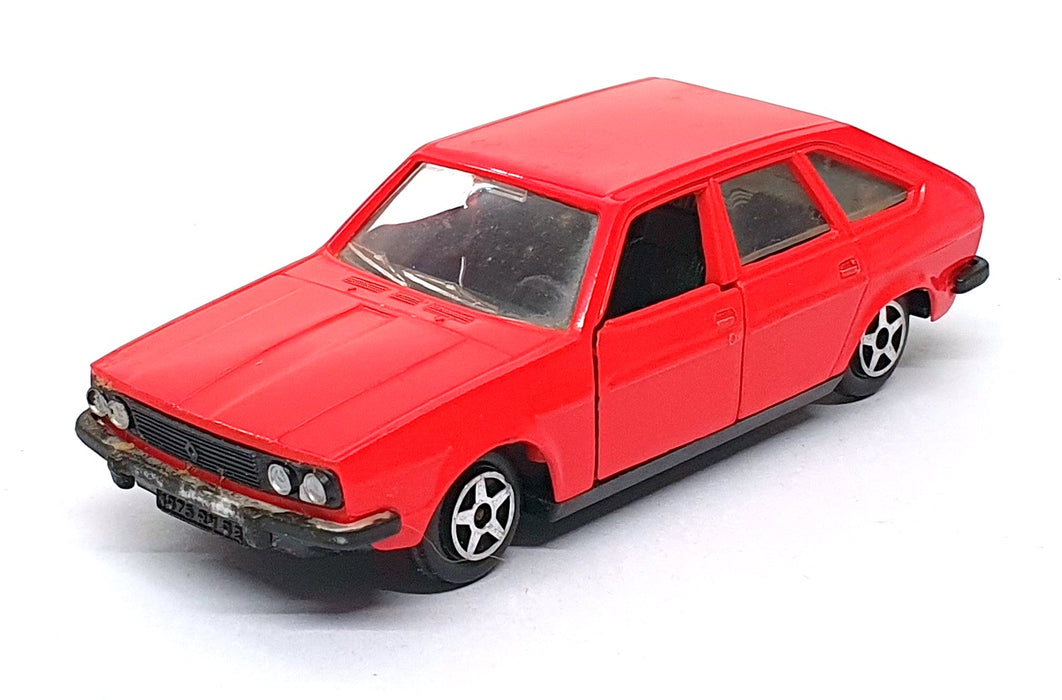 Norev Jet Car 1/43 Scale Diecast 700 - Renault 30 TS - Red