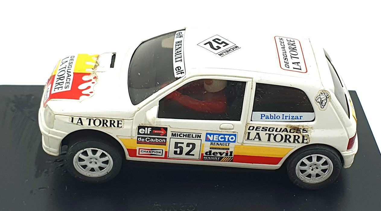 Ninco 1/32 Scale Slot Car N50101 - Renault Clio XXIV #52 - White