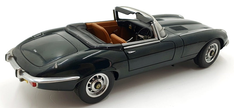 AUTOART 1/18 Jaguar C-Type Le Mans Winner Diecast #18 Green Color $199 AUTOART 1/18 Jaguar C-Type Le Mans Winner Diecast #18 Green Color $199