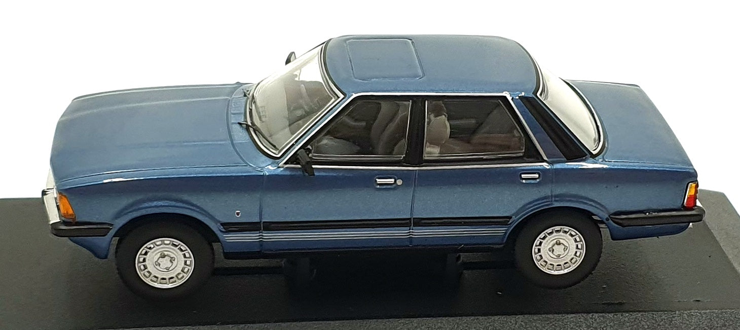 Vanguards 1/43 Scale Diecast VA15007 - Ford Cortina Mk4 2.3 Ghia - Titan Blue