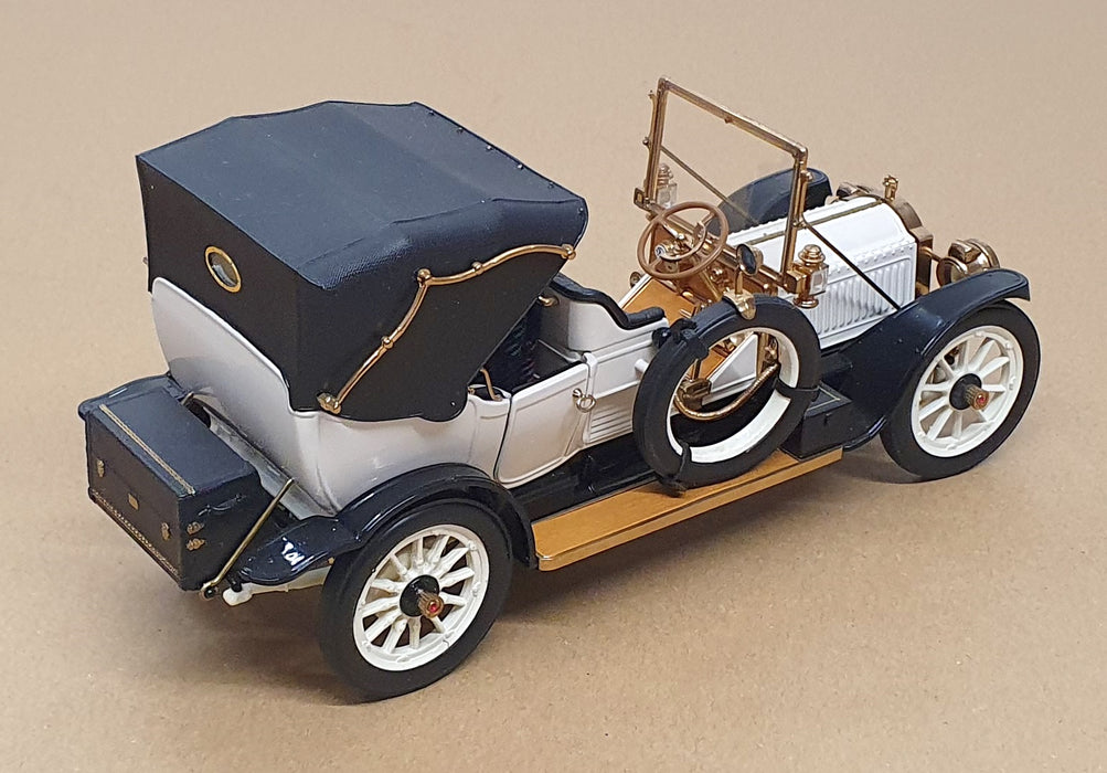 Franklin Mint 1/24 Scale 17626J - 1912 Packard Victoria - White/Black 