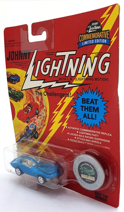 Johnny Lightning 1/64 Scale 100-162 - The Challengers Custom Mako Shark - Blue