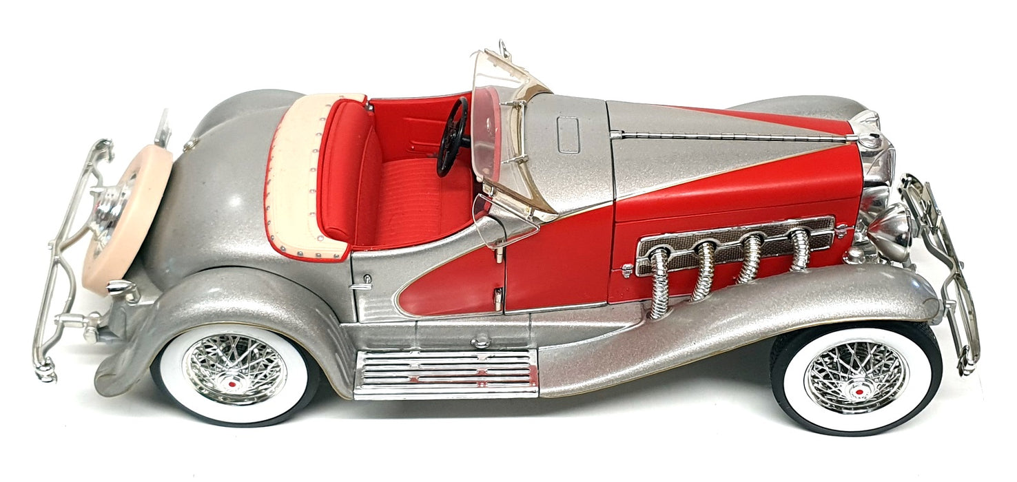 Ertl 1/18 Scale 91025B - 1935 Duesenberg SSJ Clark Gable - Silver/Red