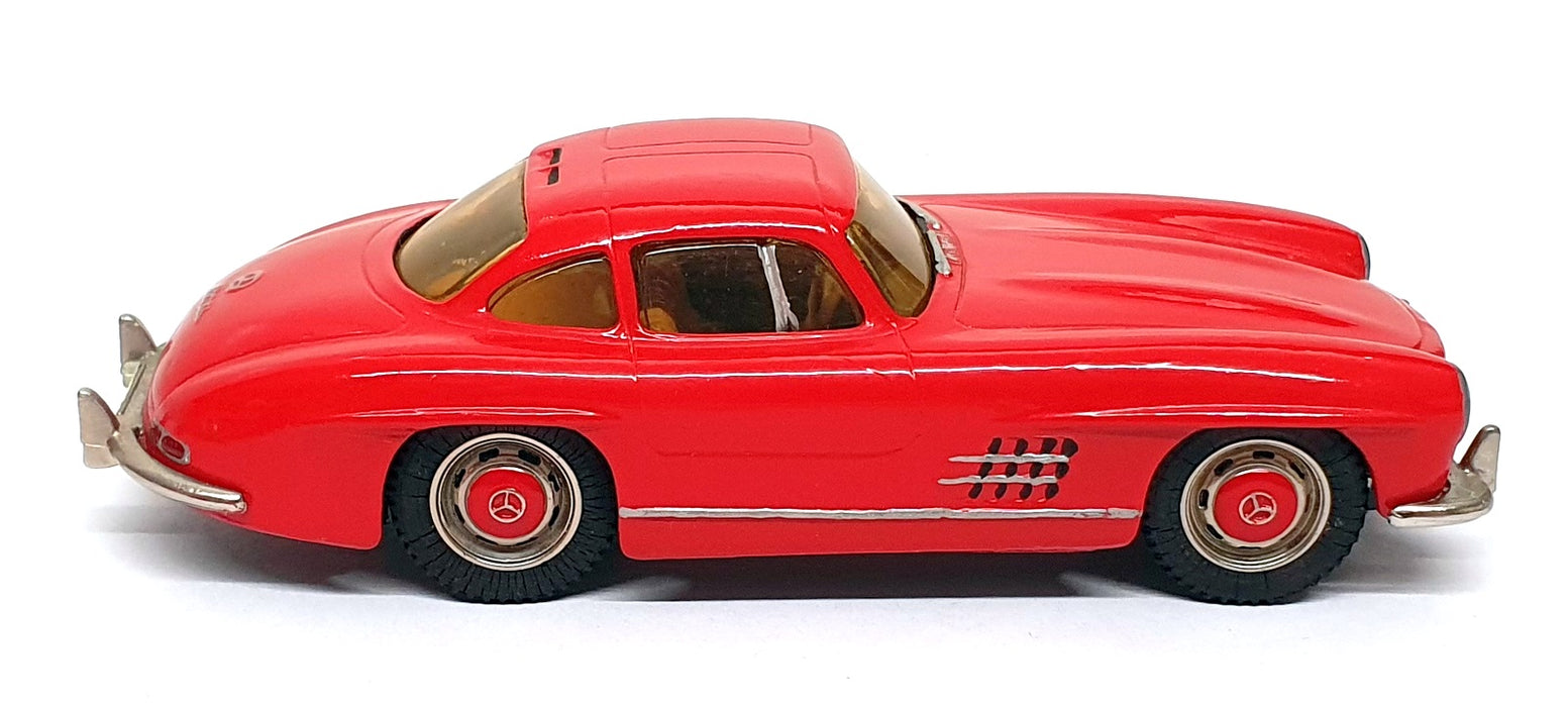 Somerville Models 1/43 Scale Built Kit 105K - Mercedes Benz 300SL - Red