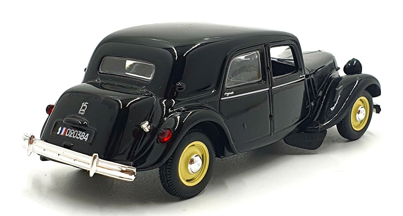 Norev Hachette 1/43 Scale FN7031 - 1952 Citroen 15 CV Gendarmerie