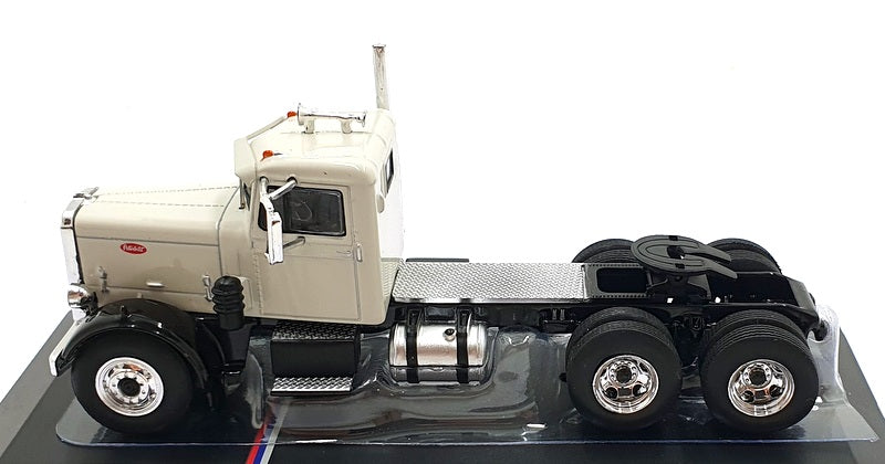 Ixo 1/64 Scale U64TR003 - 1955 Peterbilt 281 - White