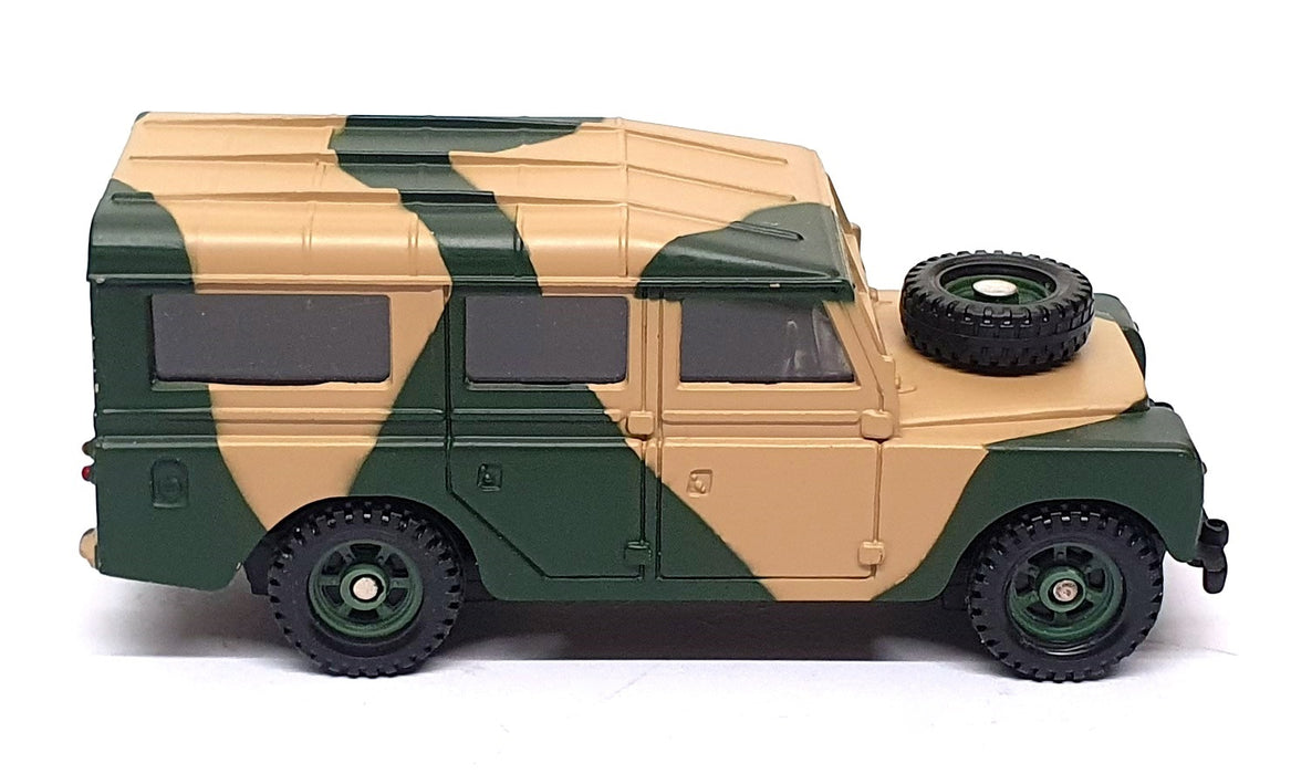 Corgi 12.5cm Long Diecast 57903 - Army Land Rover - Camouflage
