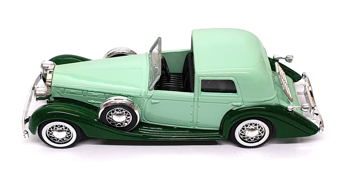 A Century Of Cars 1/43 Scale AFO7645 - 1939 Delage Coupe de Ville - 2-Tone Green