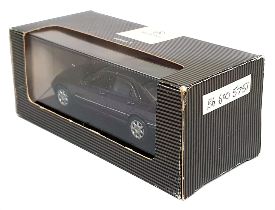Maisto 1/43 Scale B6 600 5751 - Mercedes Benz S-Class - Met Dk Purple