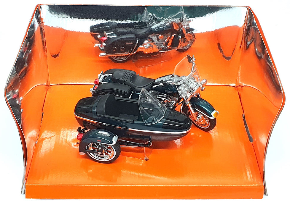Maisto 1/18 Scale 31108 - 2001 Harley Davidson FLHRCI Rd King + Side Car - Green