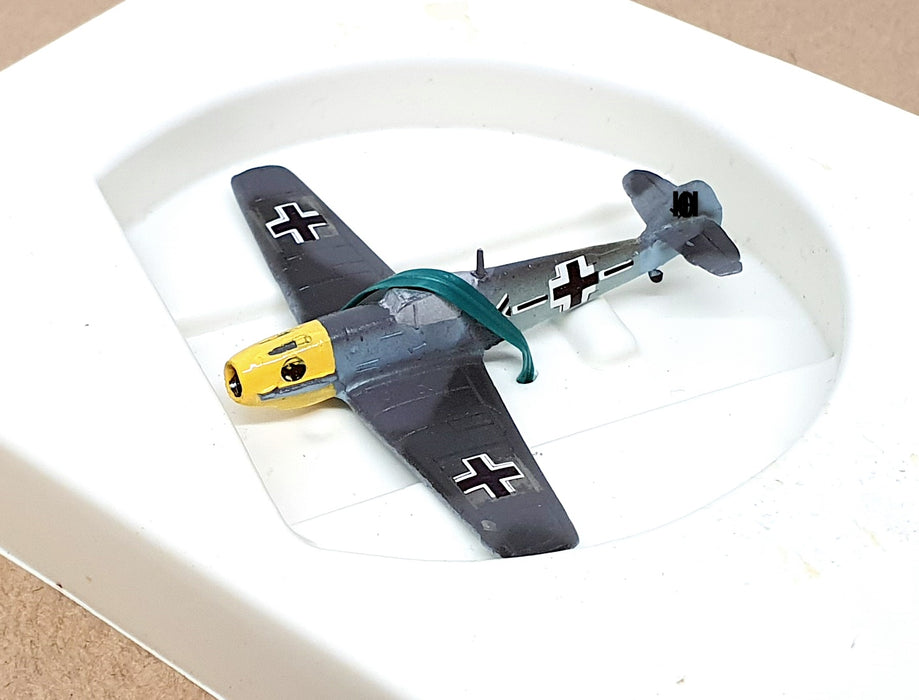 Ellwes Icarus Diecast Military Aircraft 105 - Messerschmitt Me Bf109E (Molders)