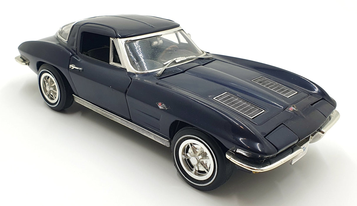 Ertl 1/18 Scale Diecast 14126X - 1963 Chevrolet Corvette - Blue