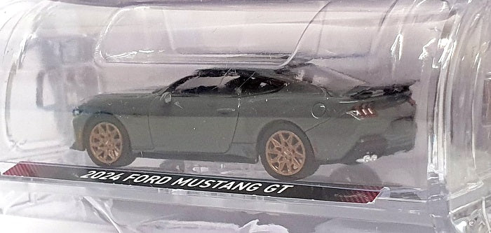 Greenlight Showroom Floor 1/64 Scale 68070-B - Ford Mustang GT - Grey