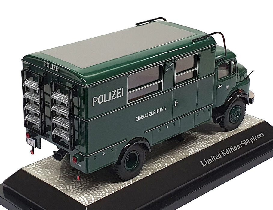 Premium ClassiXXs 1/43 Scale 12003 - Mercedes Benz LA911 Polizei - Green