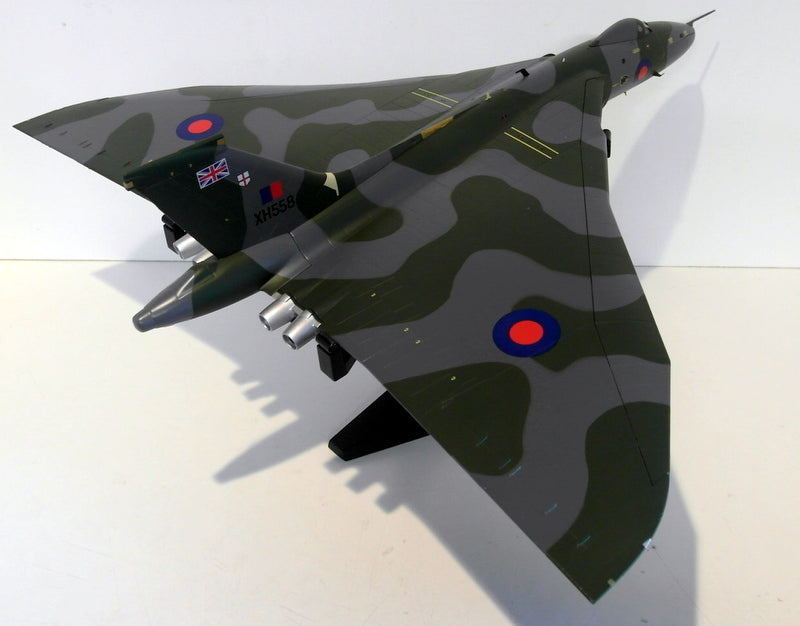 Corgi 1/72 Scale Diecast AA27201 Avro Vulcan B2 XH558 Vulcan to the Sky 2007