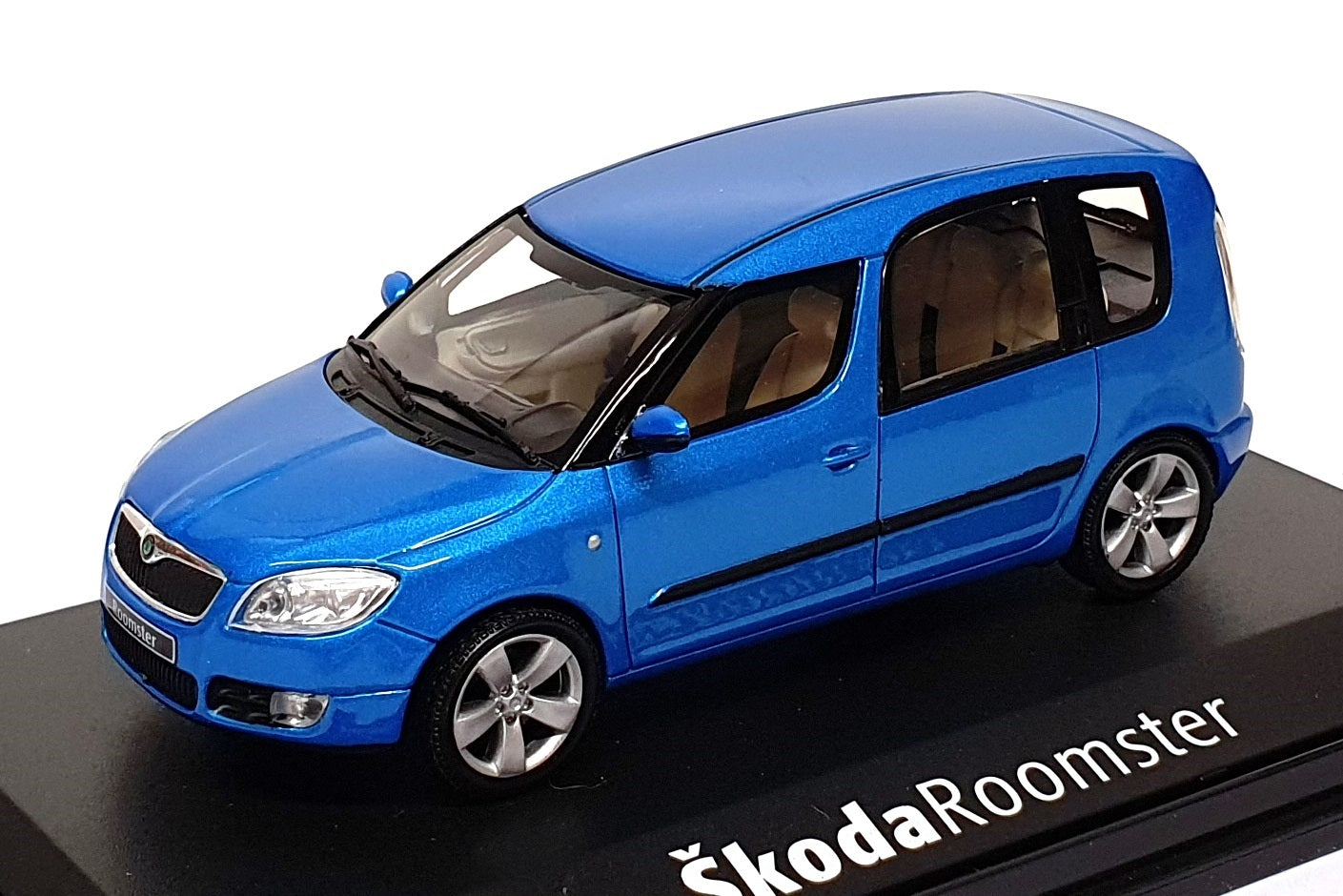 Abrex 1/43 Scale Diecast 143AB007LJ - Skoda Roomster - Met. Ocean Blue