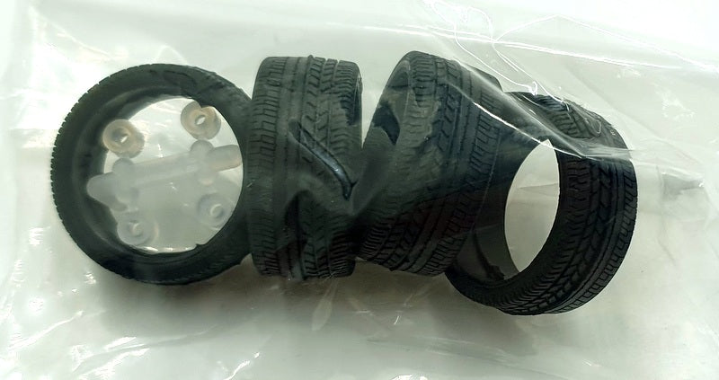 Aoshima 1/24 Scale 06943 - AVS Model 5 Wheel 18inch Wheels & Tyres Set #112