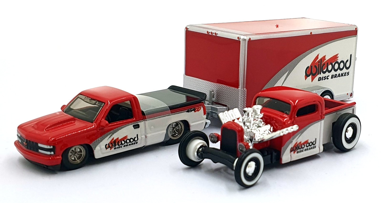 Maisto 1/64 Scale Diecast 11404 1993 Chevrolet 454 SS Pick Up/'36 Chevvy Pick Up