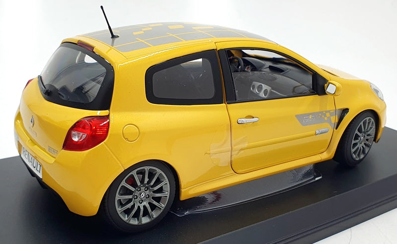Norev 1/18 Scale Diecast 185236 - Renault Clio RS F1 Team 2007 Sirius Yellow