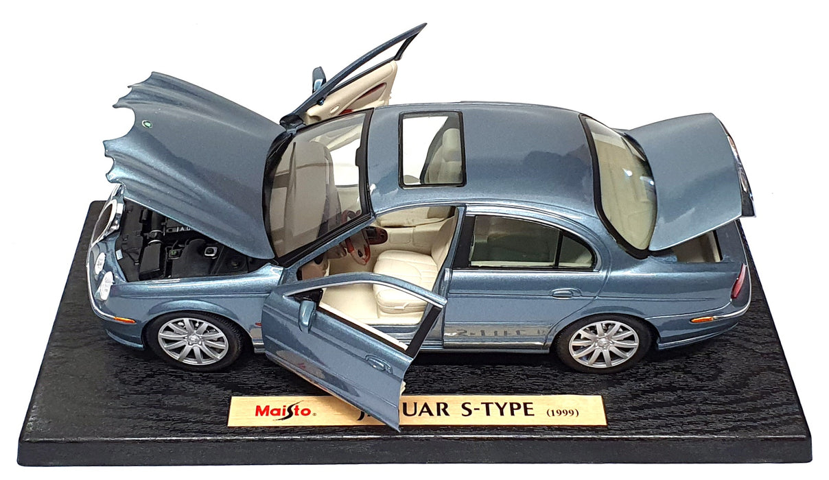 Maisto 1/18 Scale Diecast 31865 - 1999 Jaguar S Type - Met. Lt. Blue