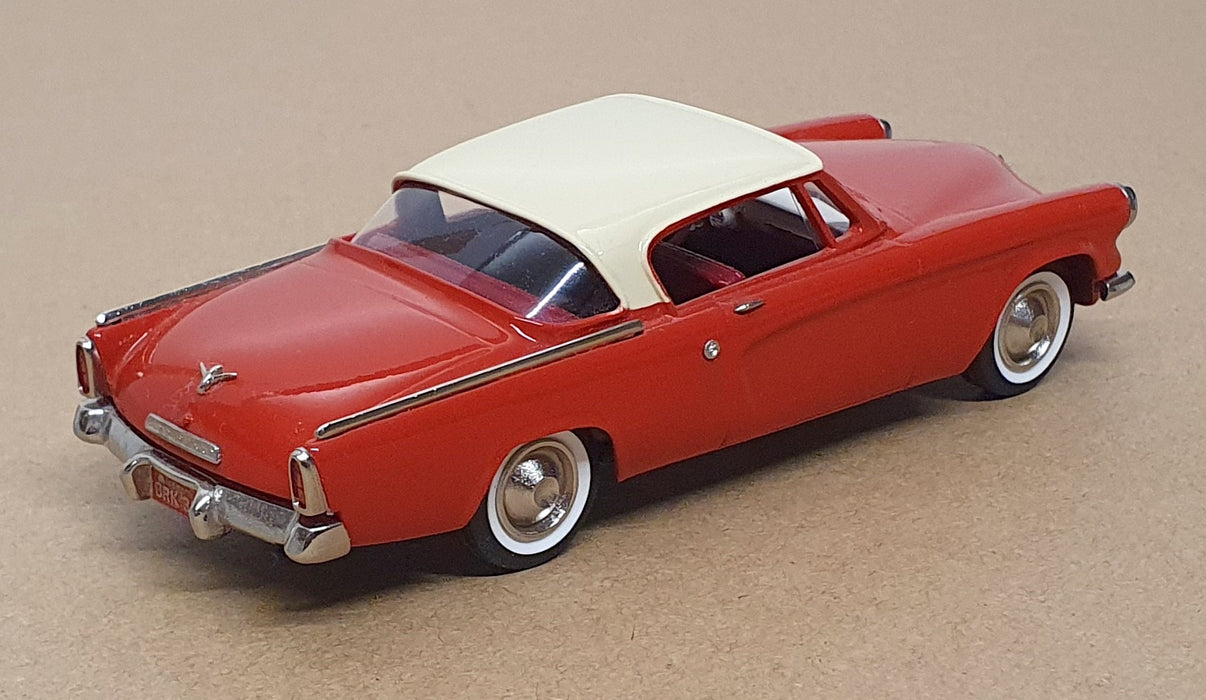 Brooklin 1/43 Scale BRK32B - 1953 Studebaker Champion Starliner Coral/Ivory