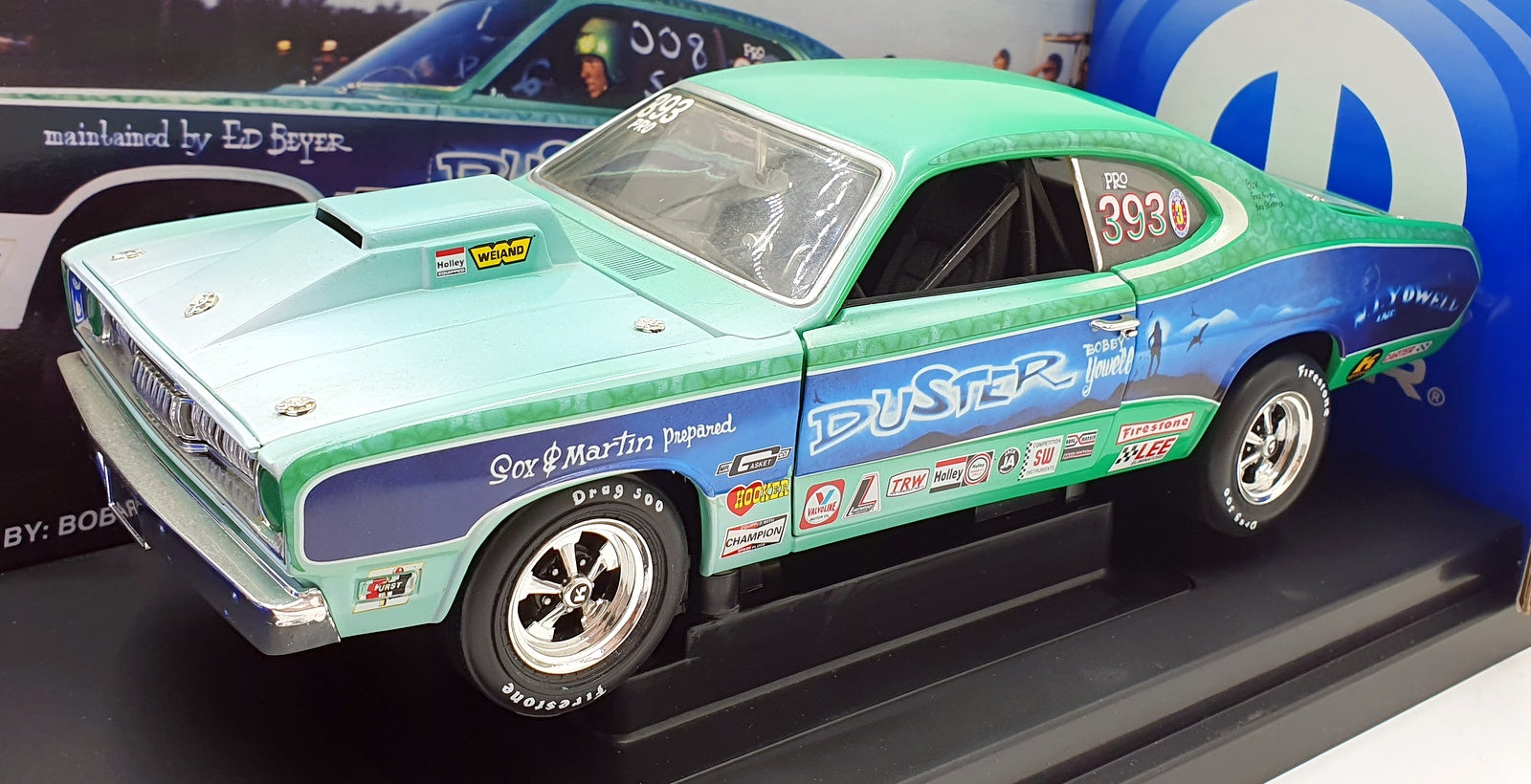 Ertl 1/18 Scale Diecast 29327P - 1971 Plymouth Duster Bobby Yowell #393