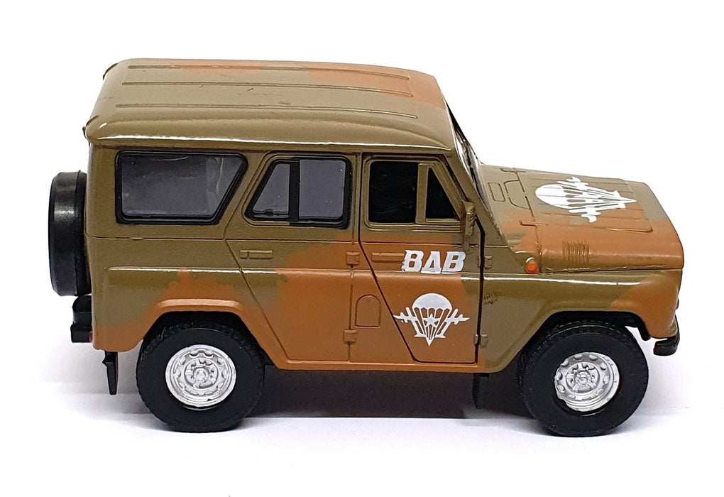 Autotime Russian Series 1/36 Scale 7663W-EU - UAZ 39625 ВДВ - Camouflage