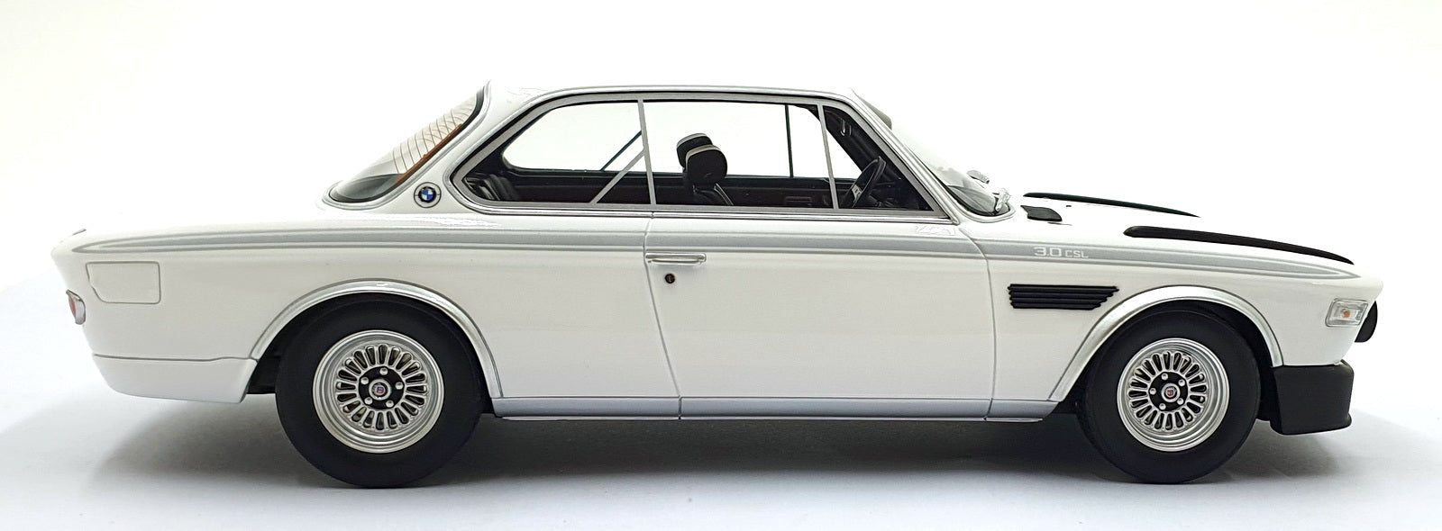 Otto Models 1/18 Scale Resin OT1145 - BMW 3.0 CSL - White