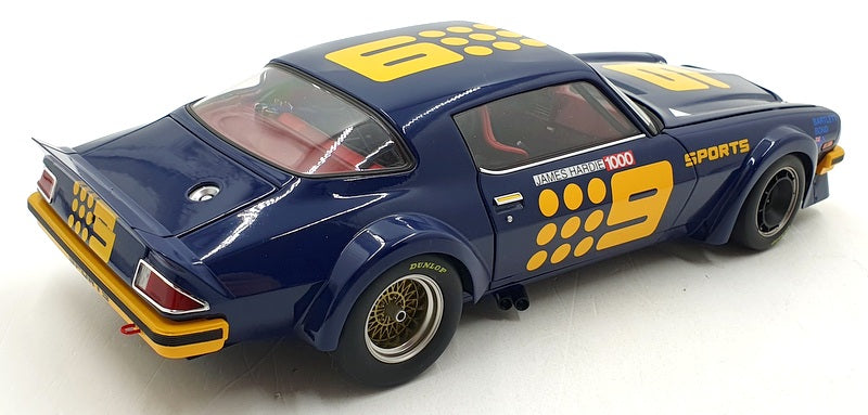 Classic Carlectables 1/18 Scale 18374 - Chevrolet Z28 Camaro 1982 Bathurst