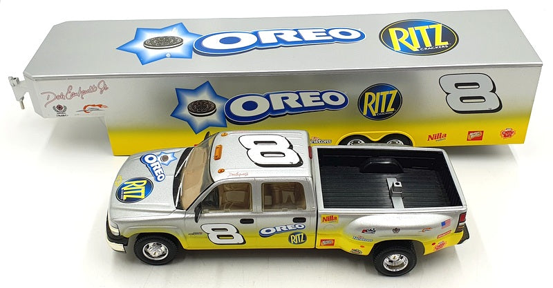 Action 1/24 Scale 100756 D.Earnhardt Jr #8 Crew Cab And Show Trailer Oreo